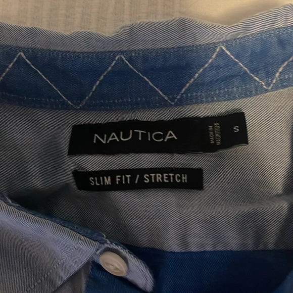 Nautica - Picture 2 of 5
